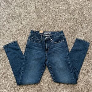 Levi - 311 Shaping Skinny